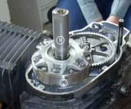 Abb. 6.10: Kupplung mit Abzieher